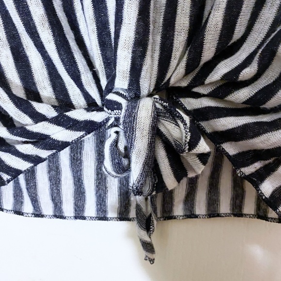 COIN 1804 LOS ANGELES  black and white striped shirt size M - Picture 4 of 6